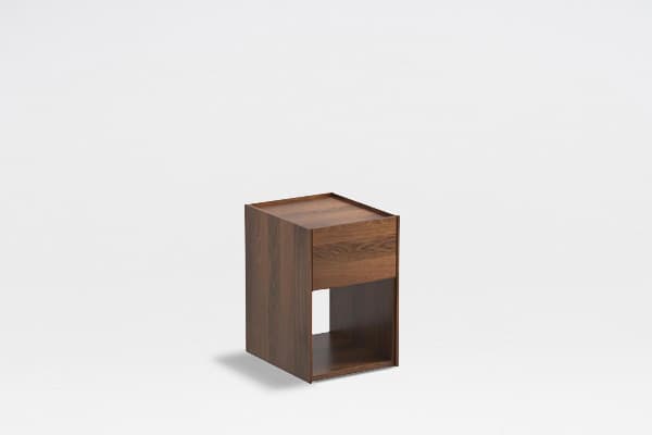 Kari — Table de chevet
