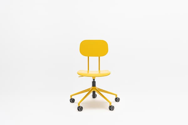 Chaise New School — Réglable contreplaqué (roulettes)