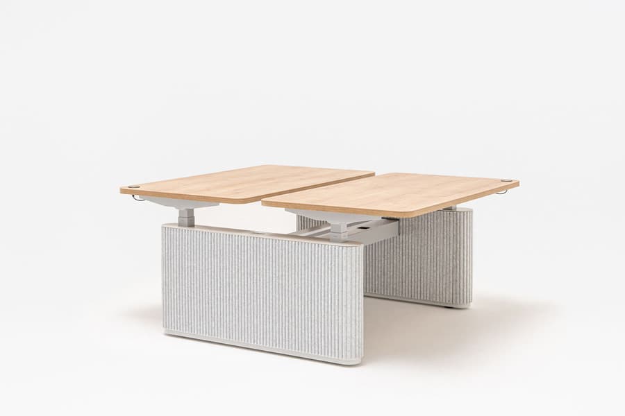 Bureau Ogi Drive Bench avec chemin de câbles partagé