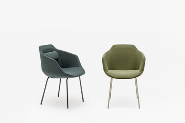 Chaise Ultra — 4 pieds métal