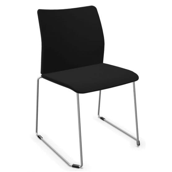 Chaise piètement traineau Adela tapissée