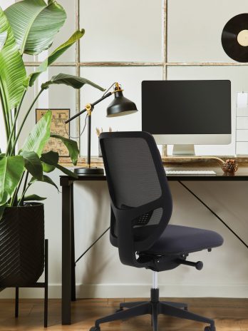 Siège synchrone Adrian réf. 7602 | Dossier Mesh, soutien lombaire réglable – Confort 8h/jour – Sitek