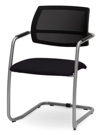 Fauteuil piètement luge Hans-KT