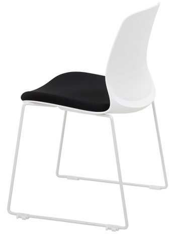 Chaise piètement traineau Irina