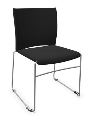 Chaise piètement traineau Jill tapissée